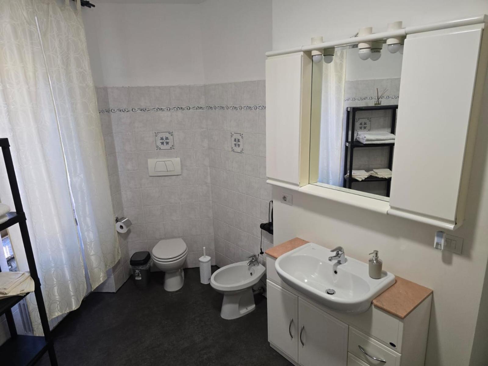 Home Anisia Paderno d'Adda Екстер'єр фото